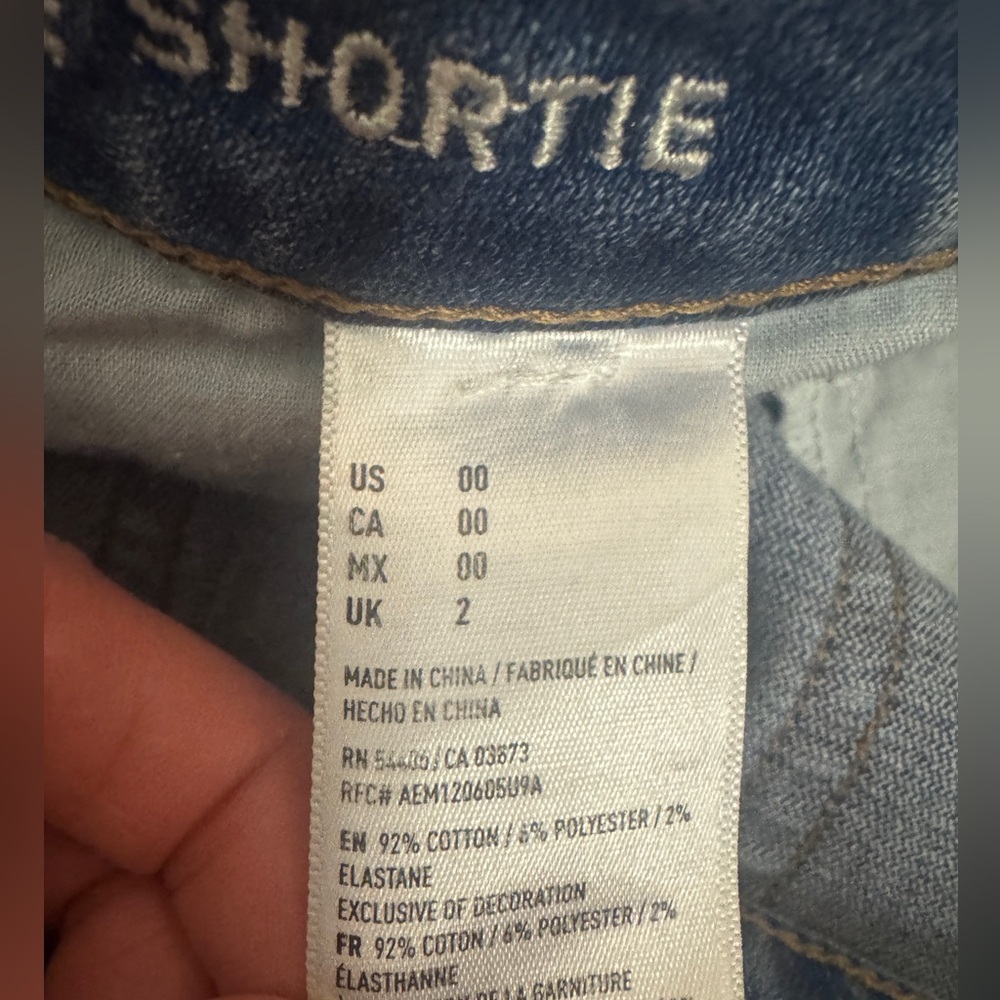 Distressed Denim Shorts American Eagle - Picture 4 of 5